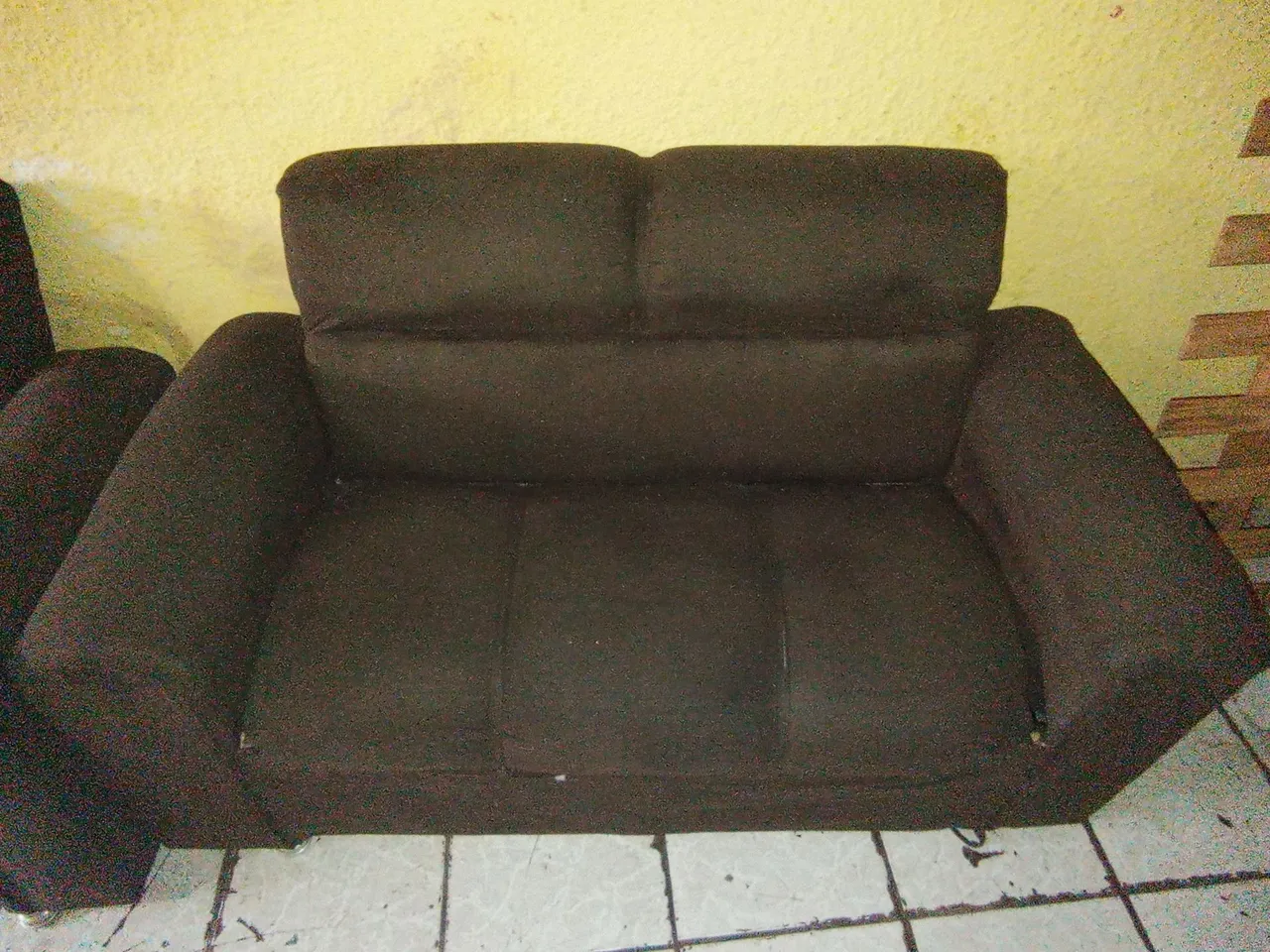 Dois sofás de 2 e 3 lugares