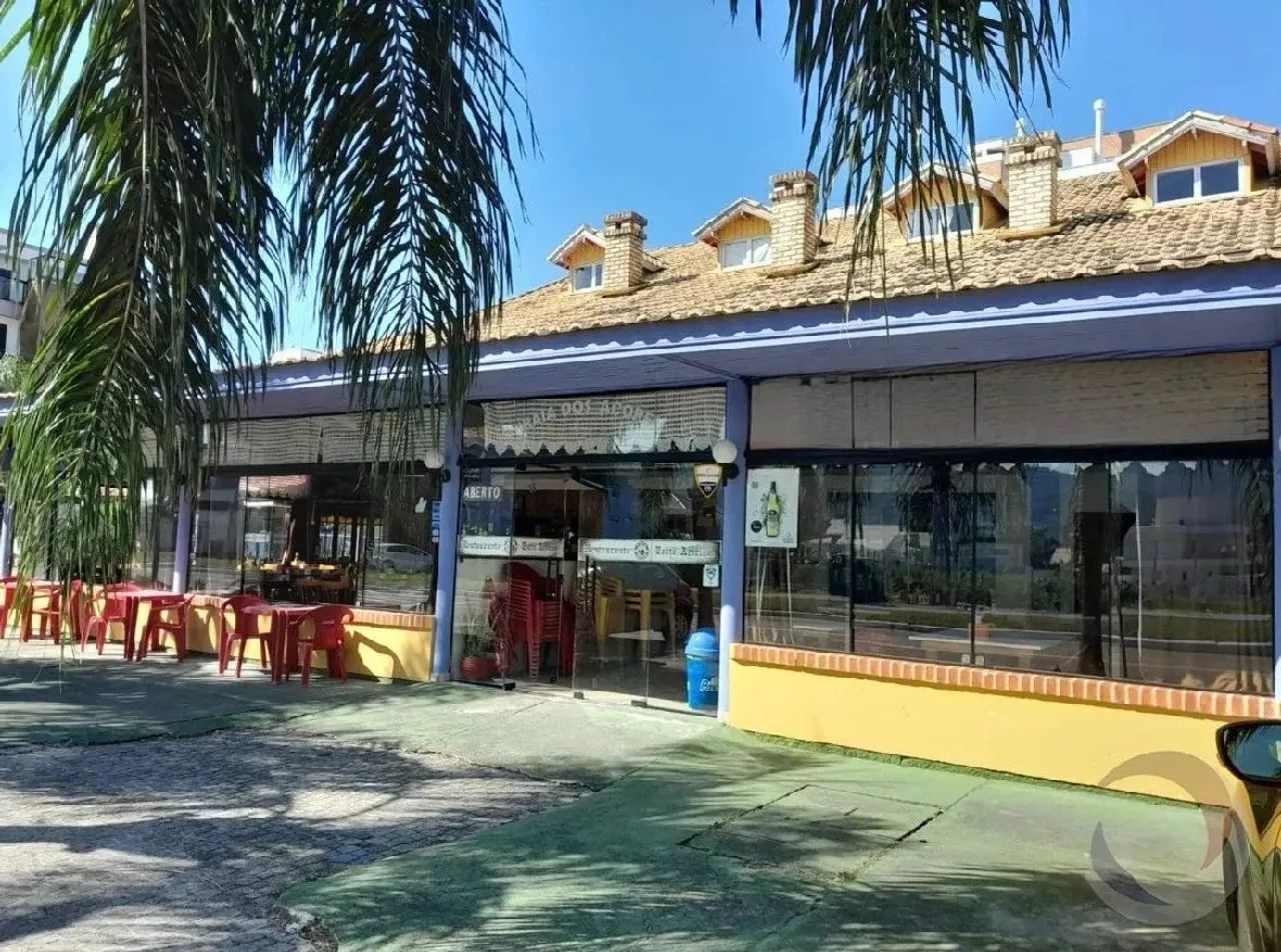 Loja de 495.98m² no bairro Pântano Do Sul