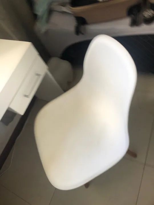 Cadeira de estudo branca - Foto 2