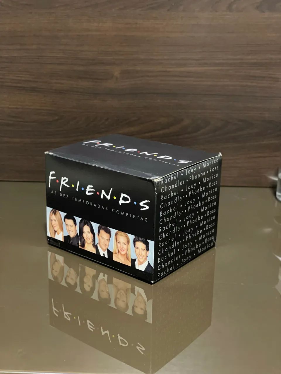FRIENDS DVDボックスセット　DVD BOXセット Friends: Complete Season 1-10 (30 Disc Box Set) [DVD]: Amazon.co