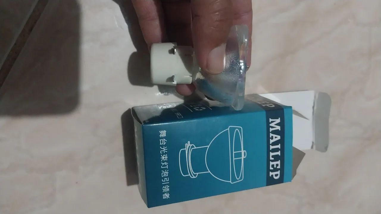 Lâmpada para projetor beng,só 200 reais - Foto 2