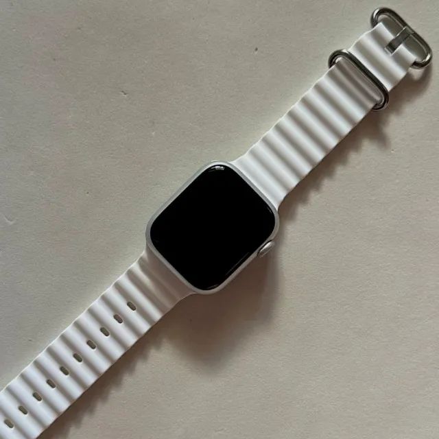 Apple Watch Série 8 (GPS, 45mm)