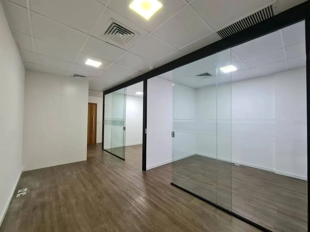 Aluga - Sala Comercial 40 m² - Ed. Navarro Building - São José do Rio Preto