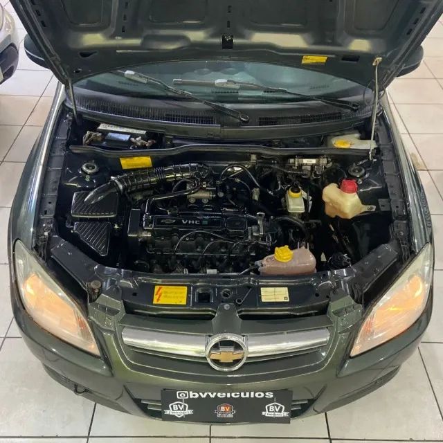 Chevrolet Prisma Joy 2011 1.0 8V Ar+Direção H. Flex em São Gonçalo - Foto 3