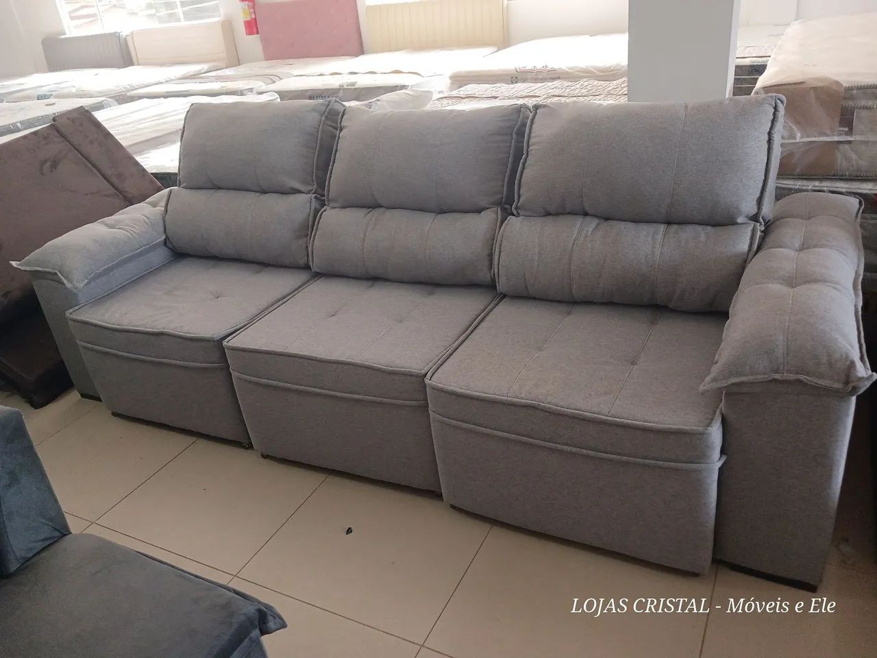 Sofá de Canto 3 Lugares - Novo