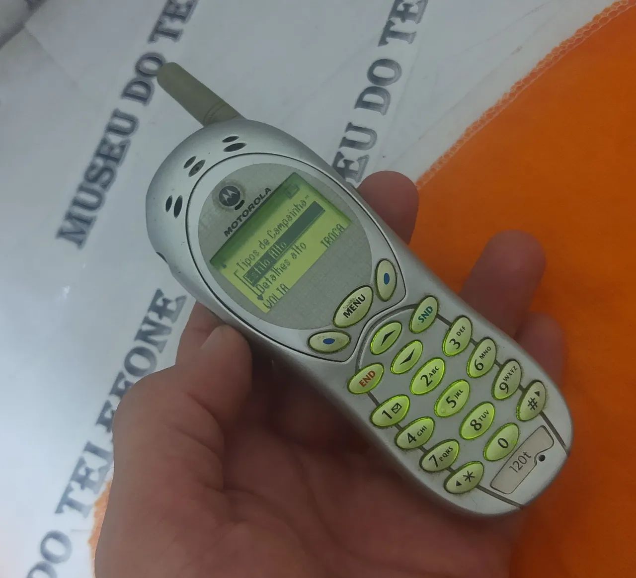Motorola 120T celular antigo RELIQUIA coleção  - Foto 2