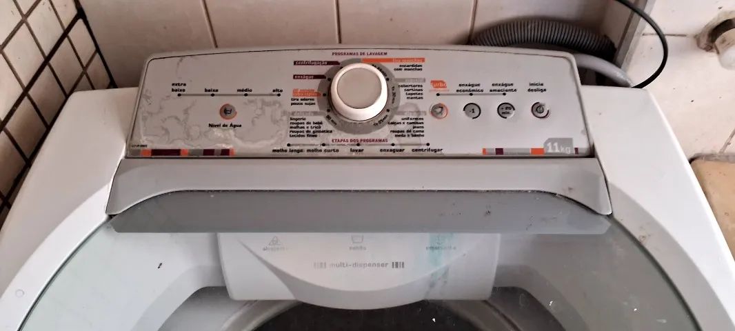 Vendo Máquina de lavar Brastemp 11kg - Foto 2