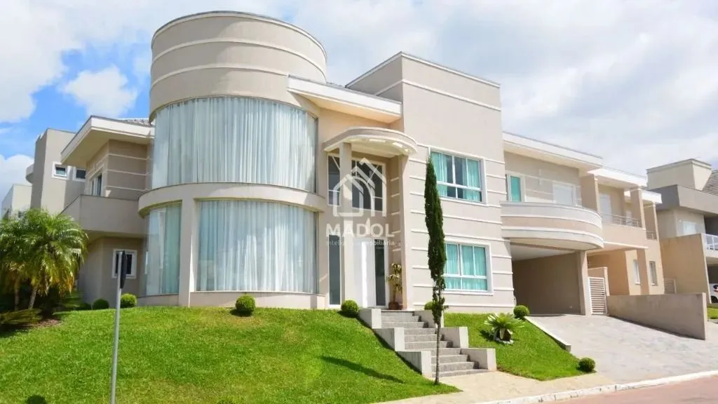 Casa em condomínio à Venda em Jardim Carvalho, Ponta Grossa - PR