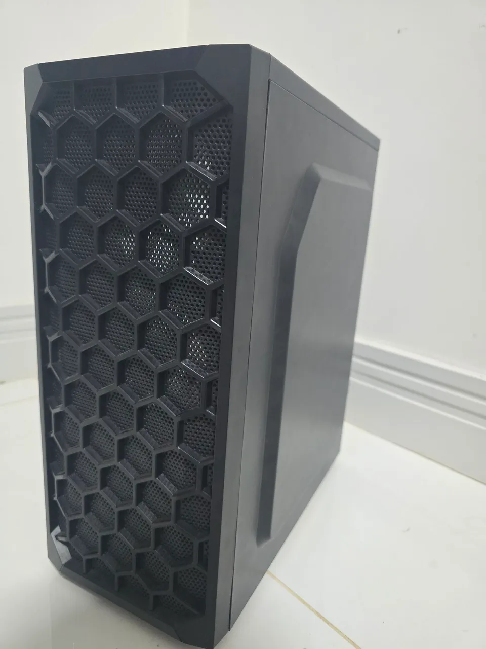 Gabinete Preto Mancer Hexer