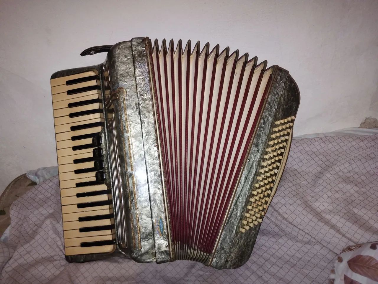 Acordeon scandalli 80 baixo  - Foto 4
