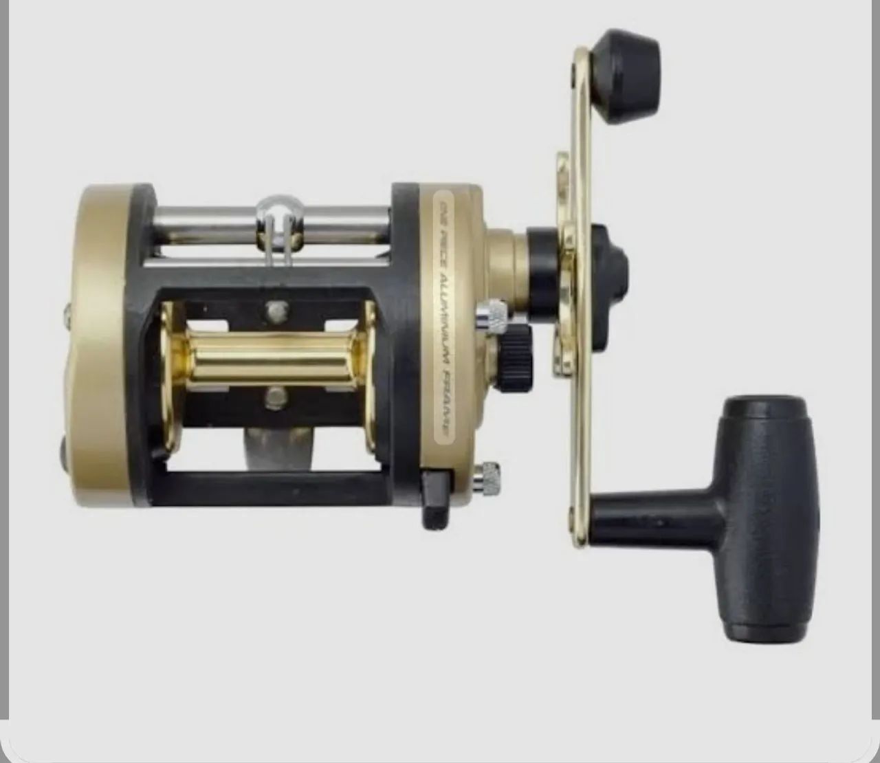 Carretilha MAGNUM 5000. Troco / Celular. 