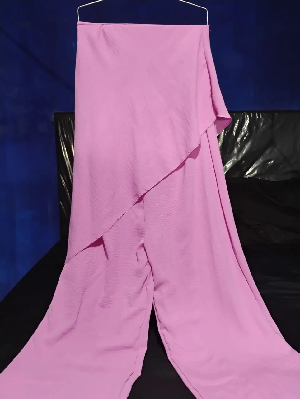 Macacão Feminino Rosa Elegante