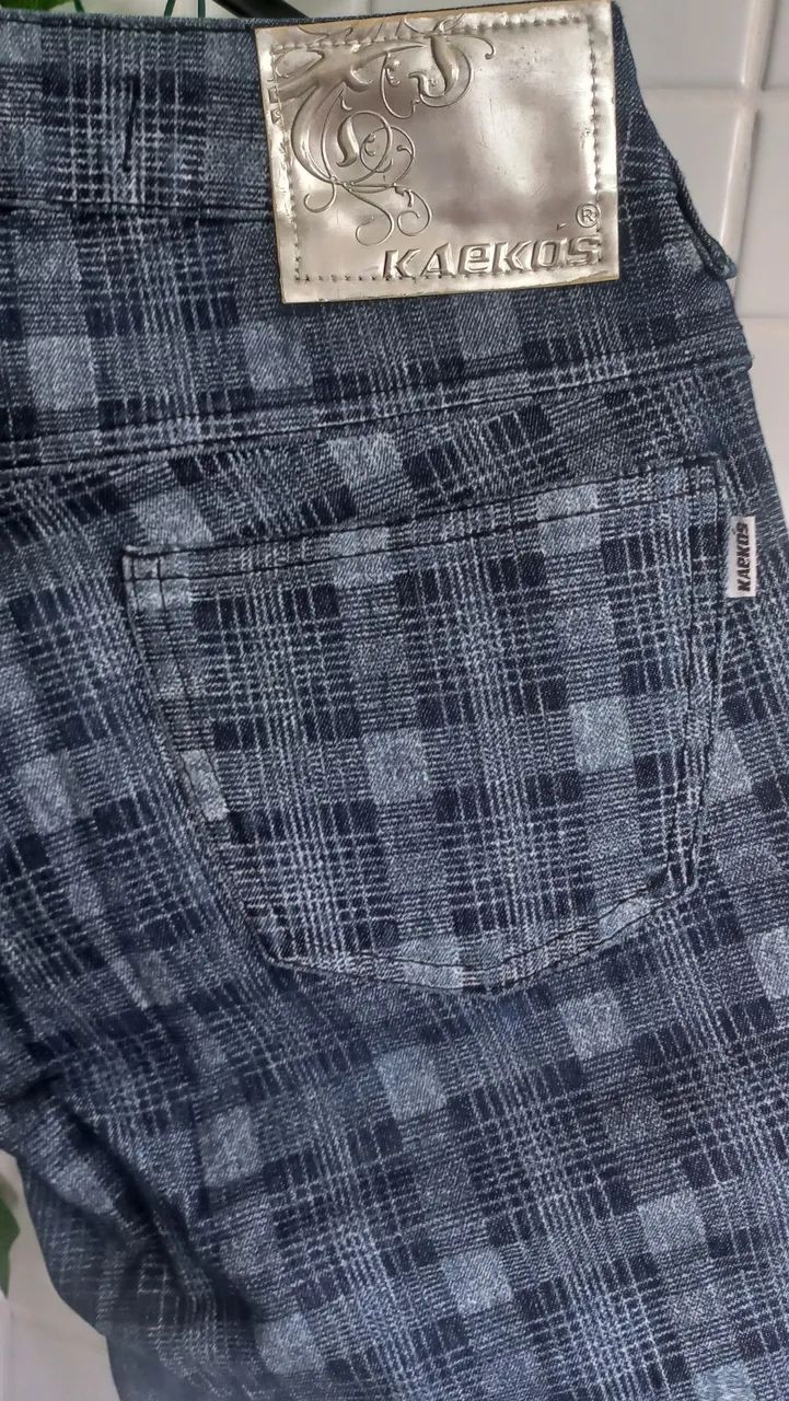 Bermuda jeans com elastano tam. 40 - Foto 5