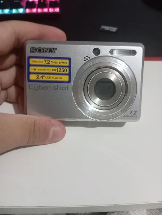 Câmera Digital Sony Cyber-shot 7.2MP
