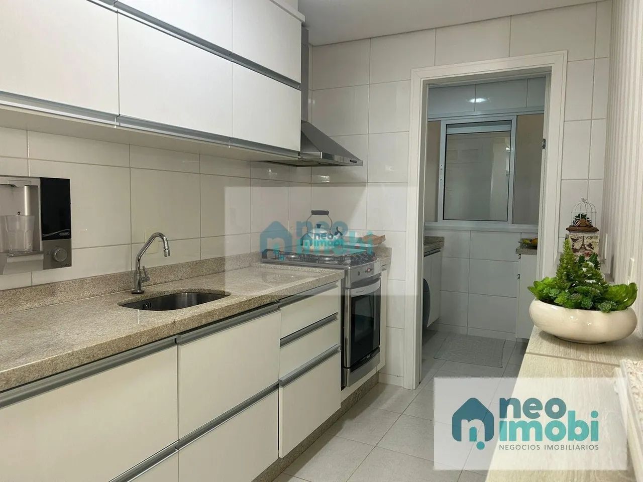 Apartamento mobiliado com 2 dormitórios, 81 m², Praia de Palmas, Governador Celso Ramos, S - Foto 4