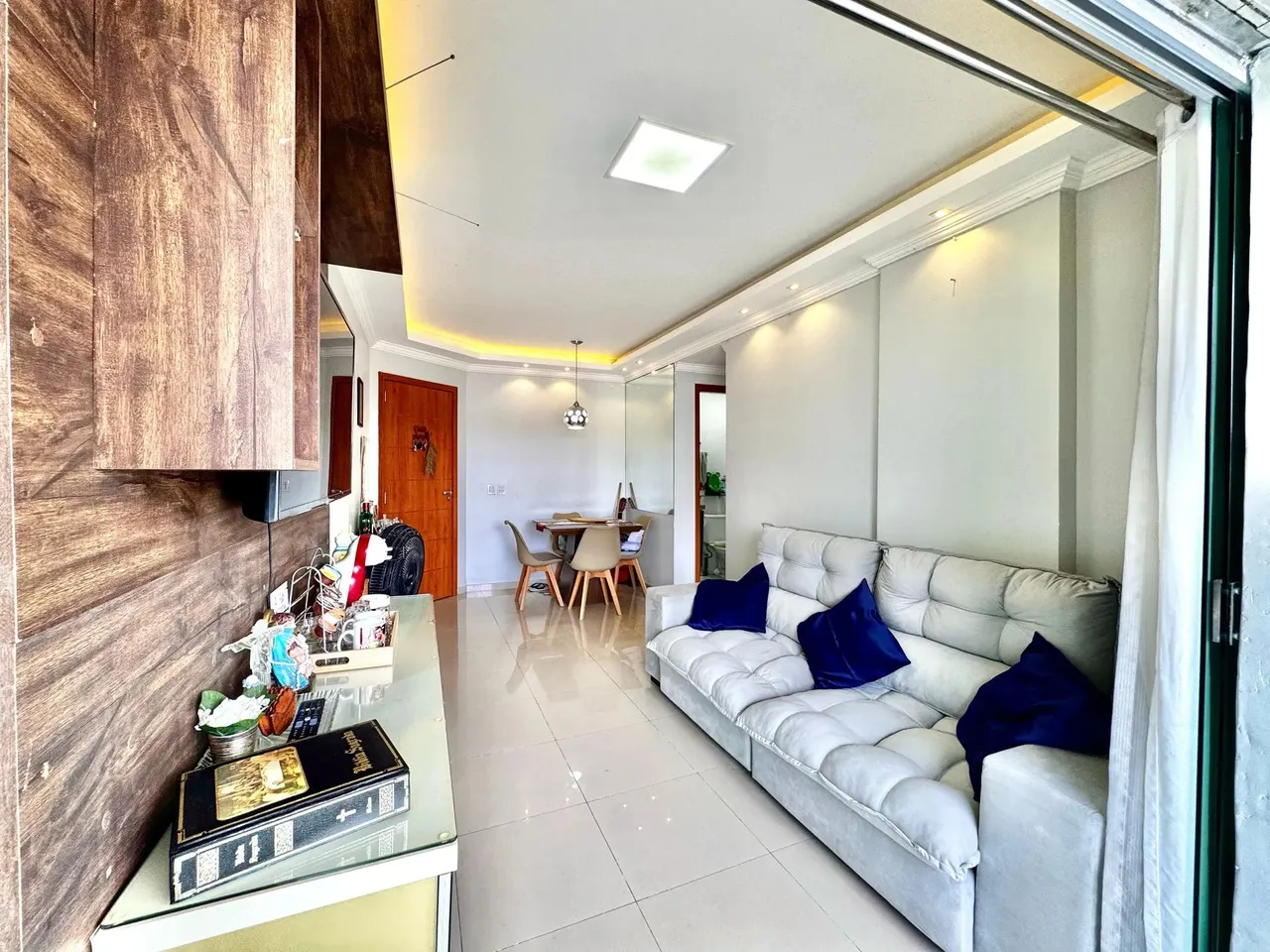 Varandas do Marco Imóvel para venda Dispõe de 67m²,  2/4 sendo 01 suíte com 01 vaga na Gar