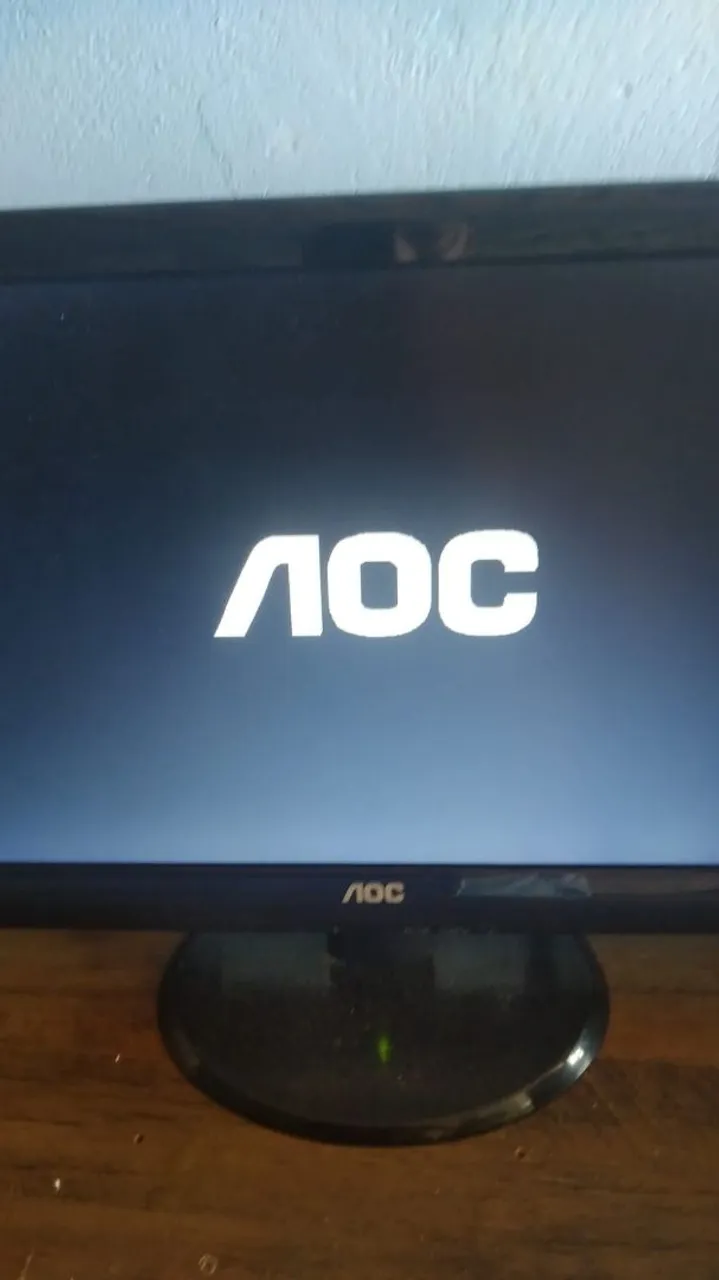 Monitor AOC