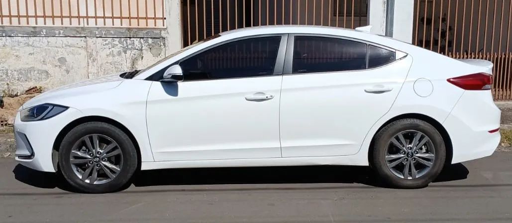 Hyundai Elantra 2016