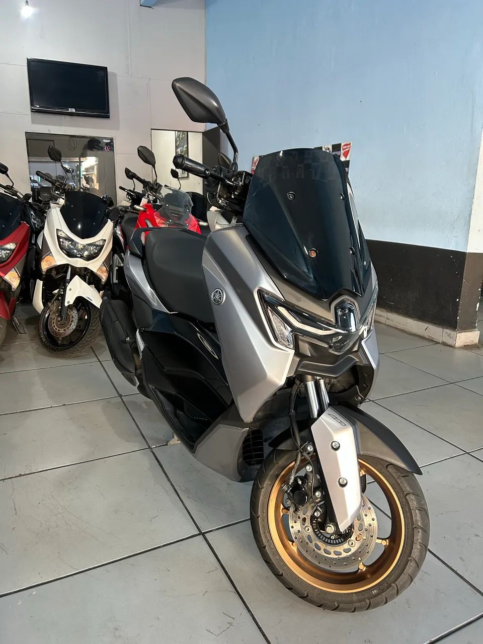 Nmax  - Foto 2