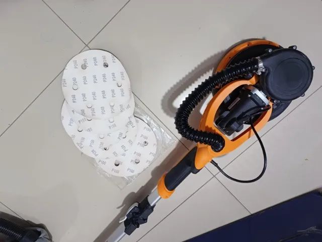 Lixadeira com aspirador e luz de led - Foto 4