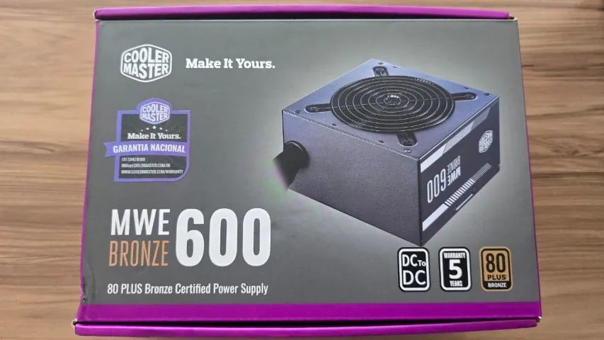 Processador i7 9700k, placa mae gigabyte z390, memória ram 8gb