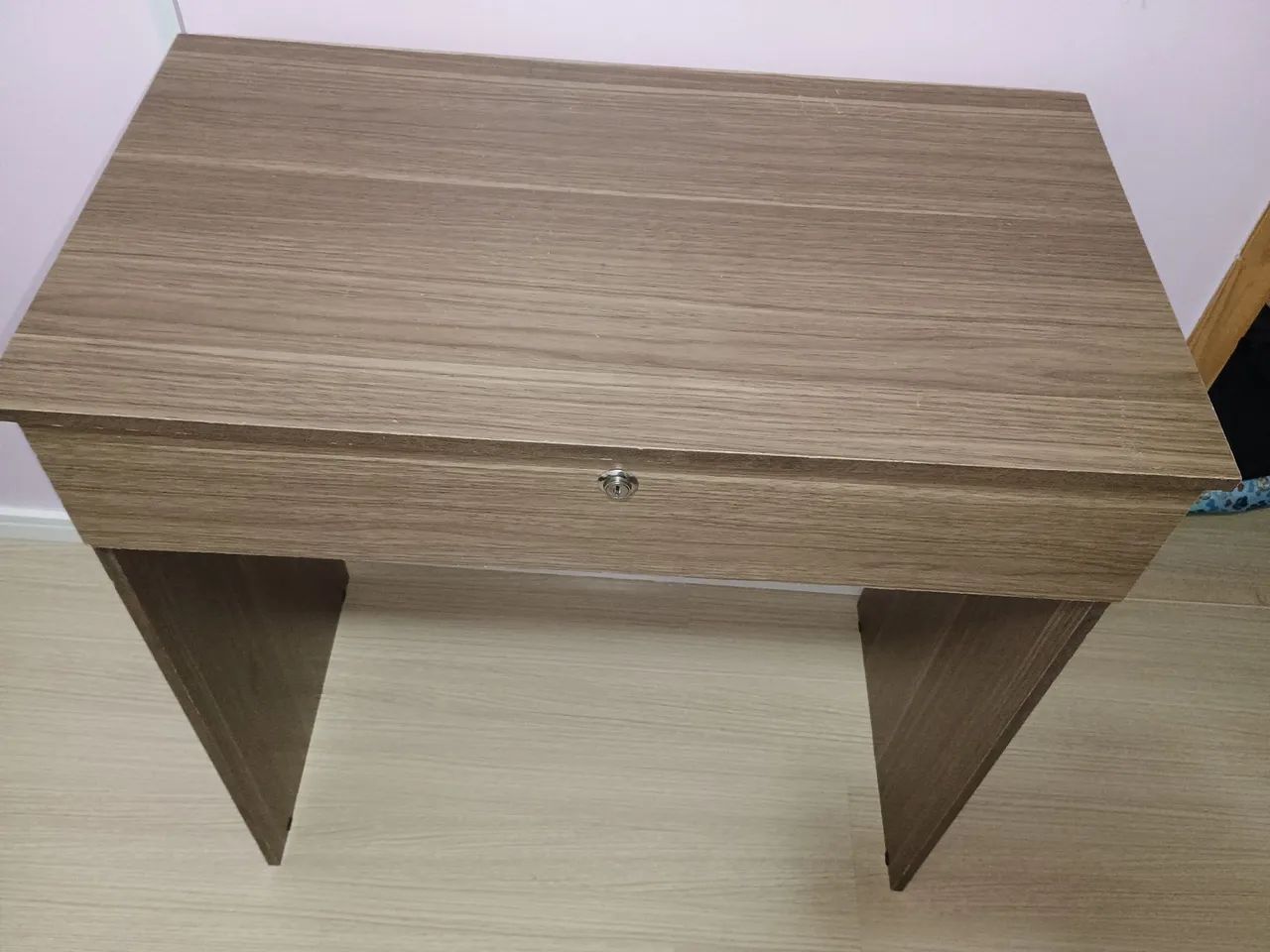 Excellent study desk65568093909635124