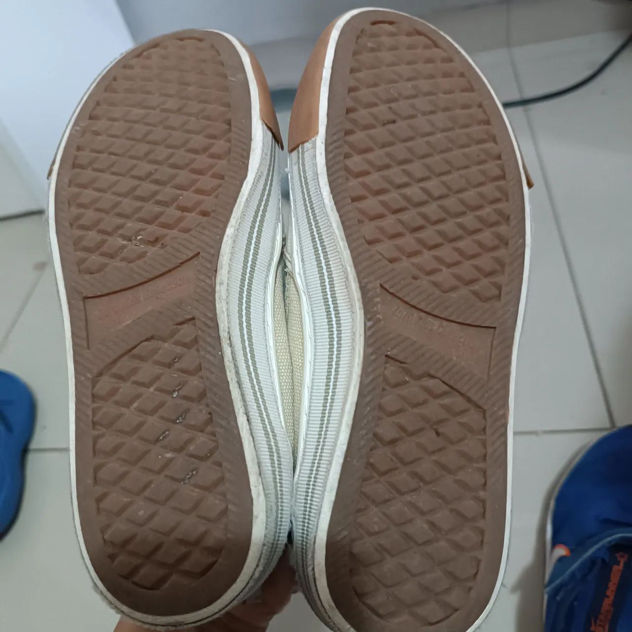 Sapatênis infantil Zara 34/35 - Foto 2