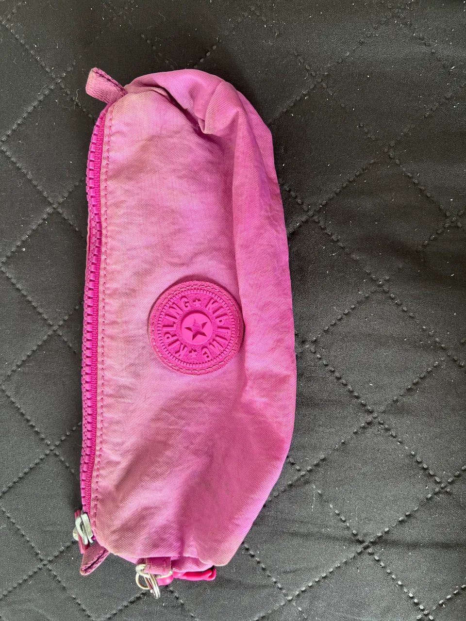 Estojo Freedom Kipling roxo