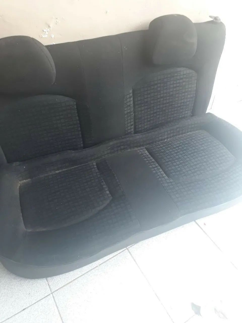 banco traseiro Peugeot 206 e 207 com encosto  - Foto 3
