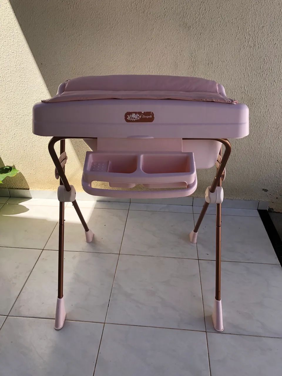 Banheira com suporte da burigotto