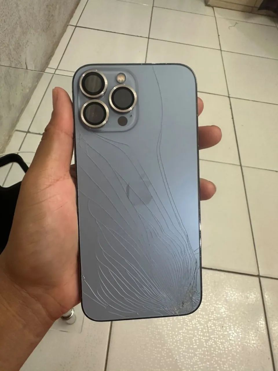 Iphone 13pro max Leia o anuncio - Foto 3