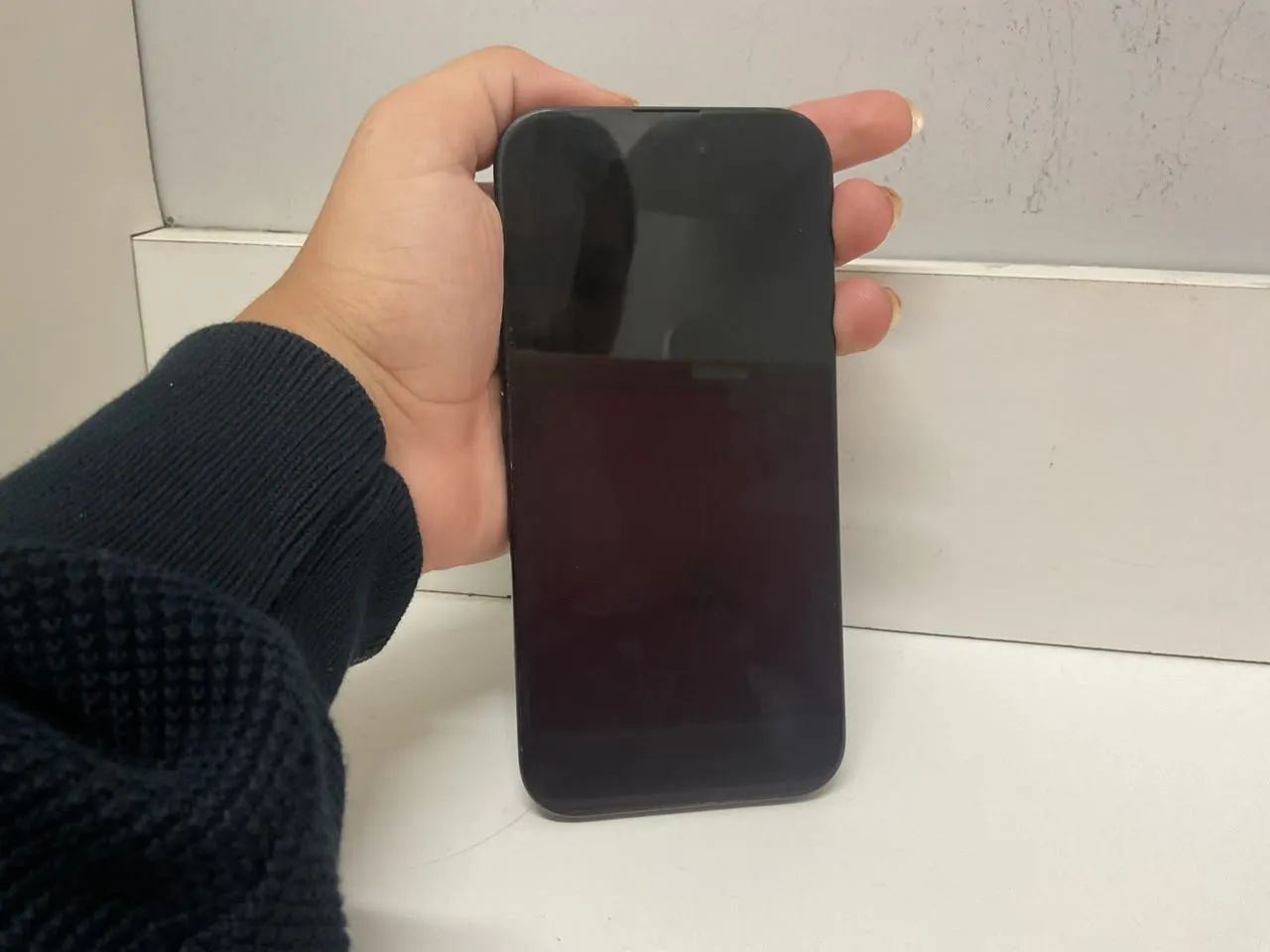 Vendo Iphone 16 preto  - Foto 2