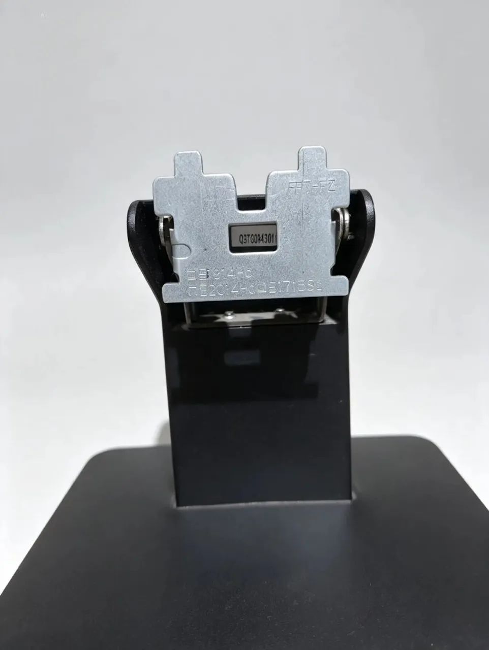 Base / Pé de Suporte Original para Monitores Dell<br>