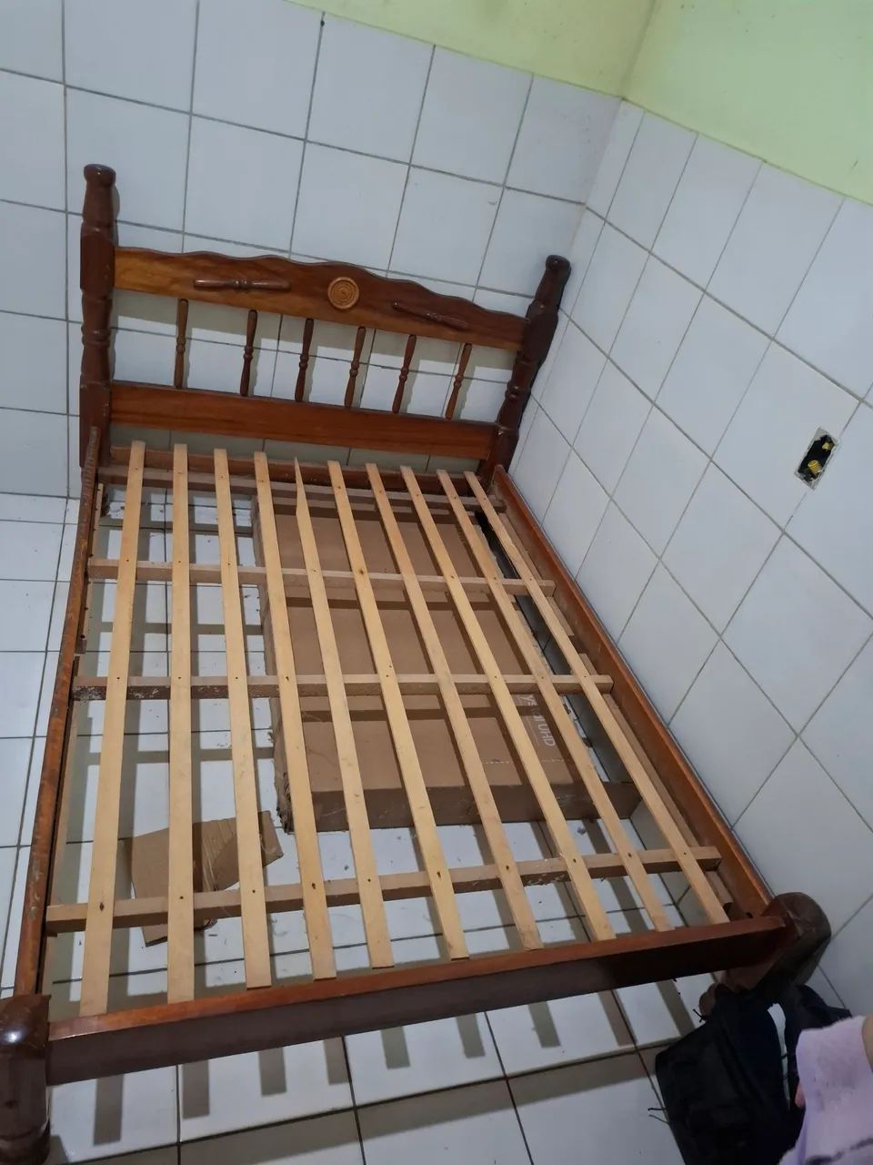 Cama de madeira maciça ( Casal) - Foto 4