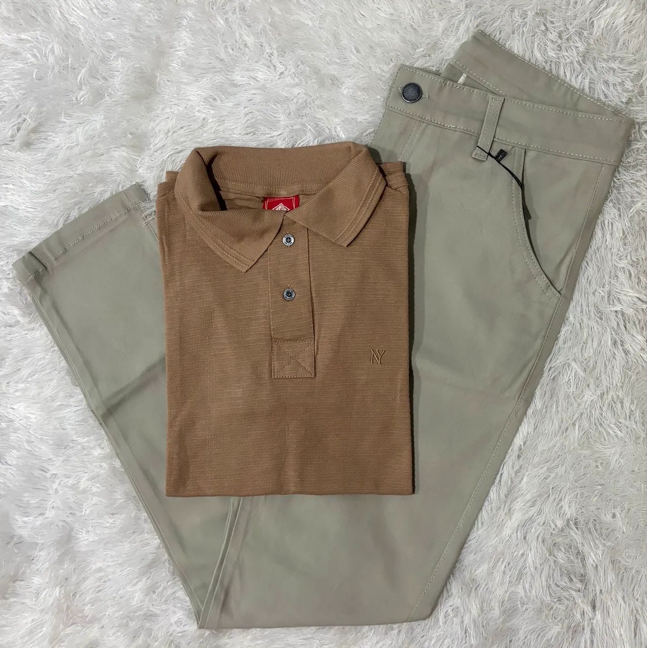Kit Camisa Polo e Calça Sarja Off 