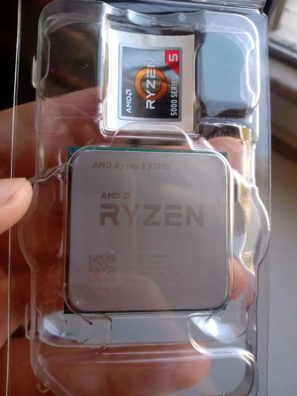 Ryzen3 3200g pra vender logo (vai com cooler original) - Foto 2