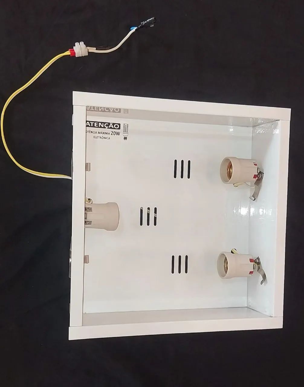 Vendo materiais diversos, eletrônicos e elétricos 