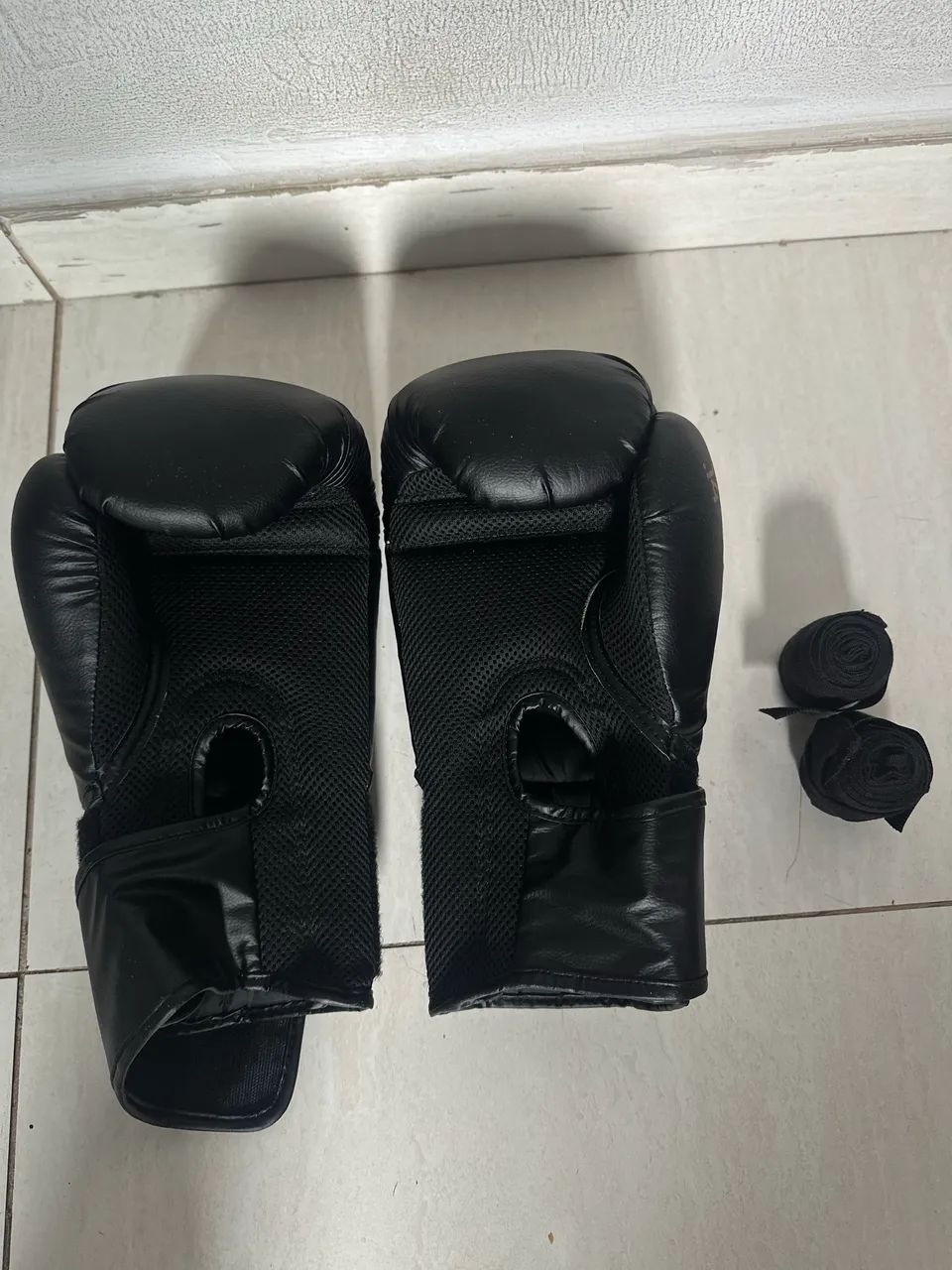 Vendo luvas de box, kickboxing! - Foto 2