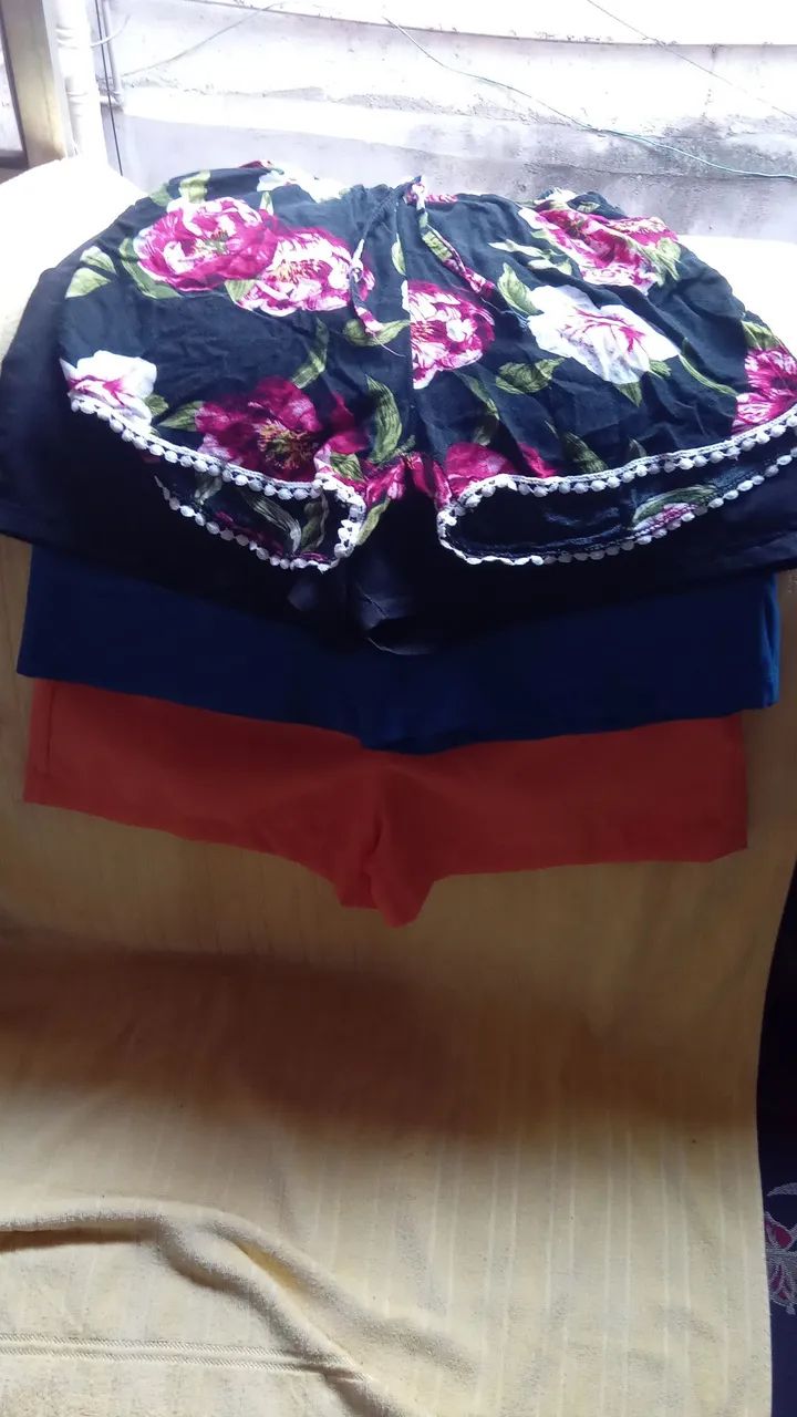 LOTE DE SHORTS COM 4