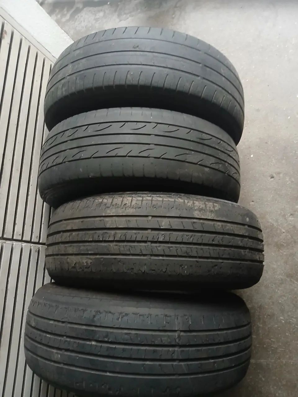 Vendo 4 pineus usados  - Foto 2