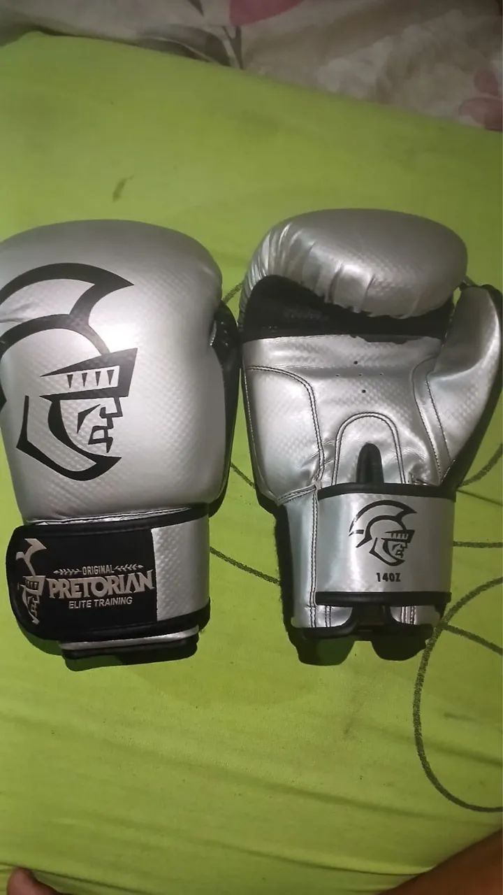 Luvas muay thai 