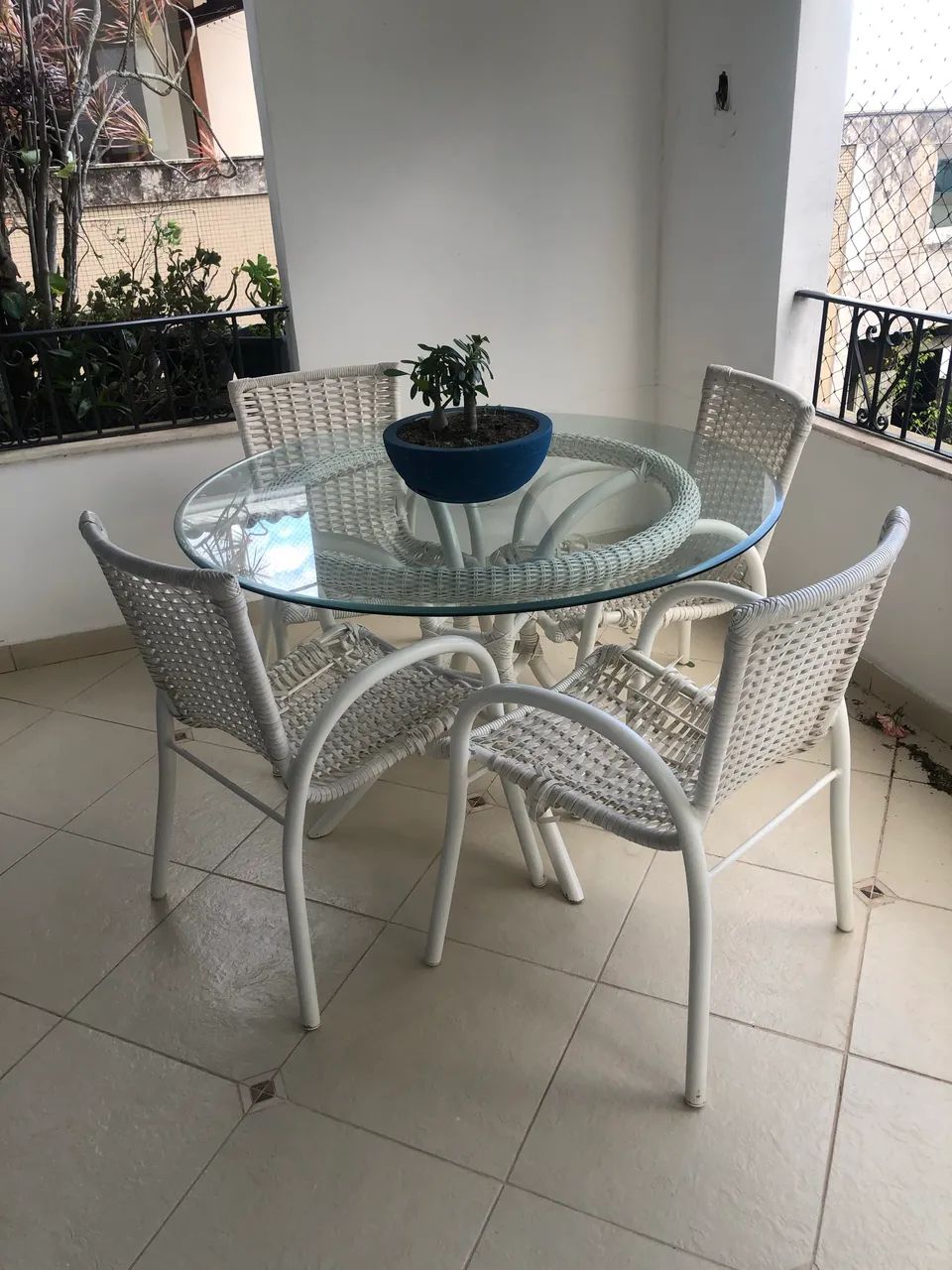 Mesa varanda 1,20 vidro bisotado, 4 cadeiras - Foto 5