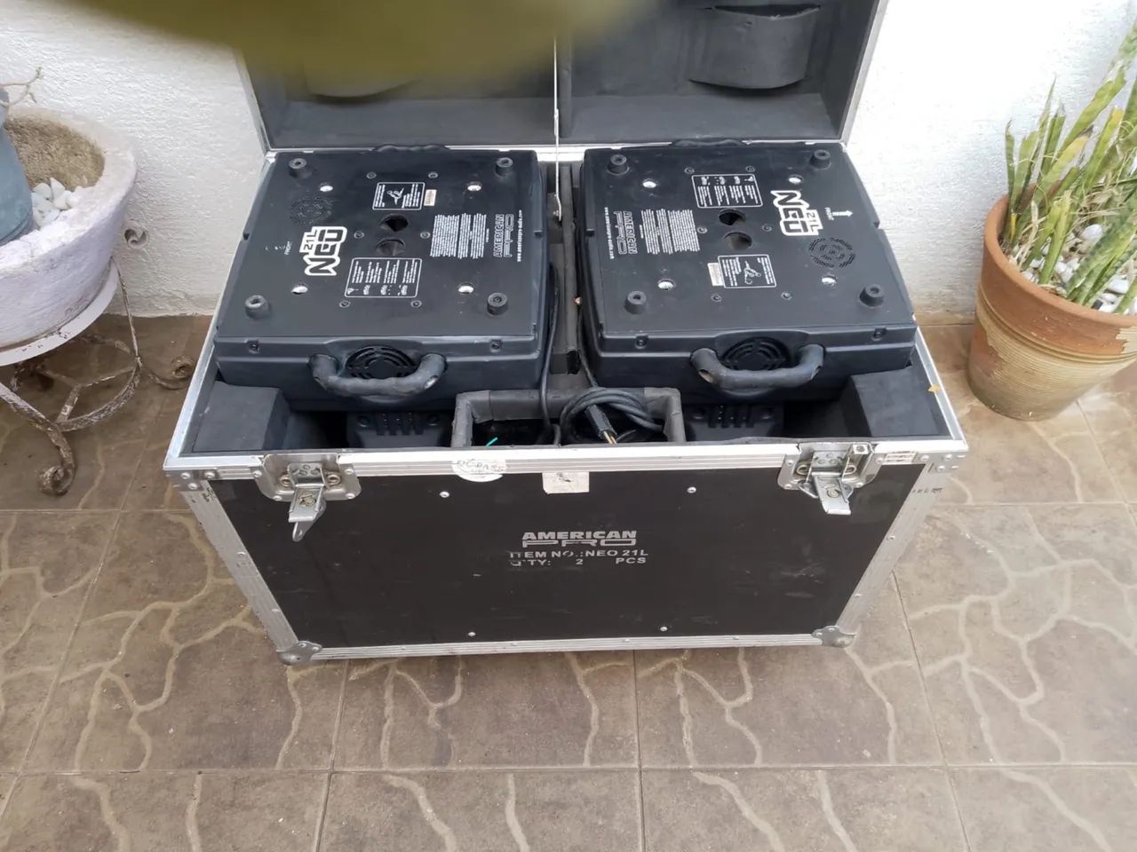 Desapego 04 moving head wash Neo 21 L com cases  - Foto 3