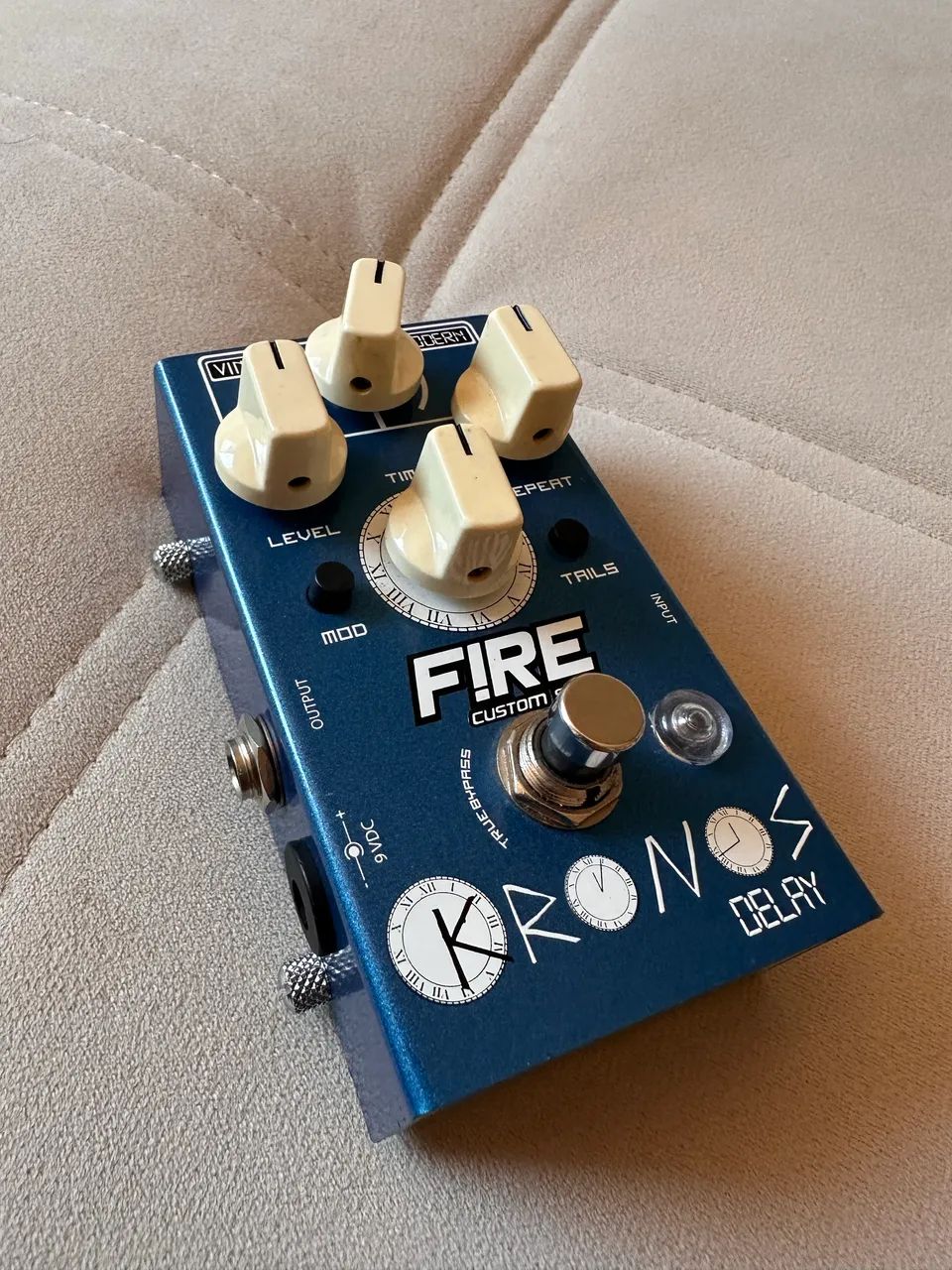 Pedal Delay Kronos Fire Custom Shop 940ms - Foto 2