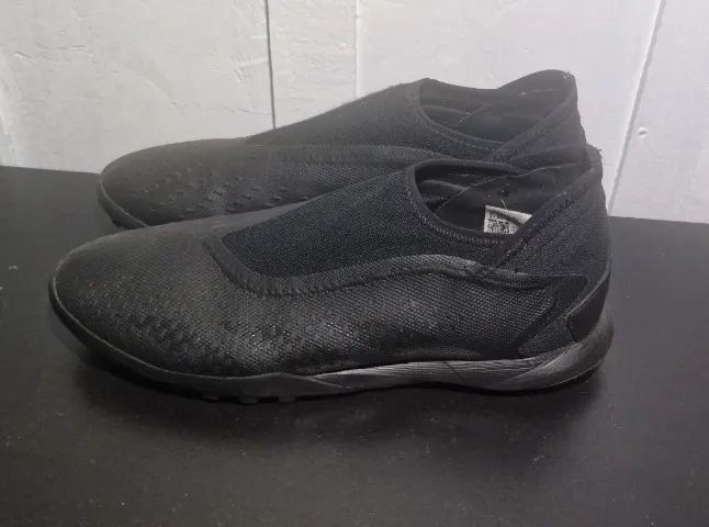 Chuteira Adidas Accuracy 23 Society Sem Cadarço Cor Preta - Tam: 41 - Foto 3