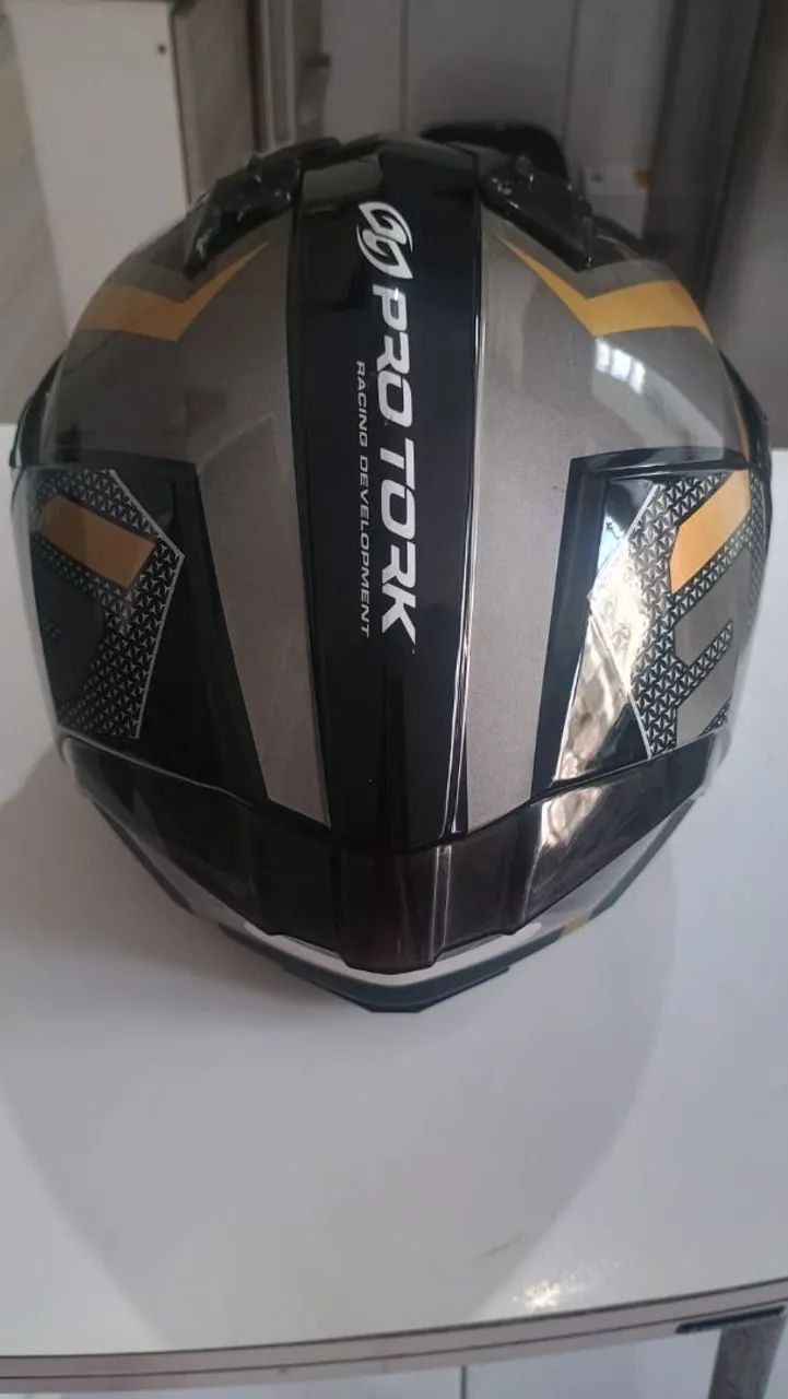 Capacete Protork Stealth Preto e Dourado 58 - Foto 2