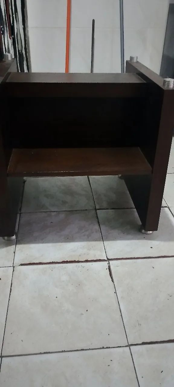 Mesa de Centro madeira maciça com tampo de vidro temperado  - Foto 5