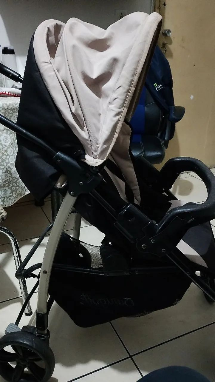 Carrinho de bebê Burigotto. - Foto 2