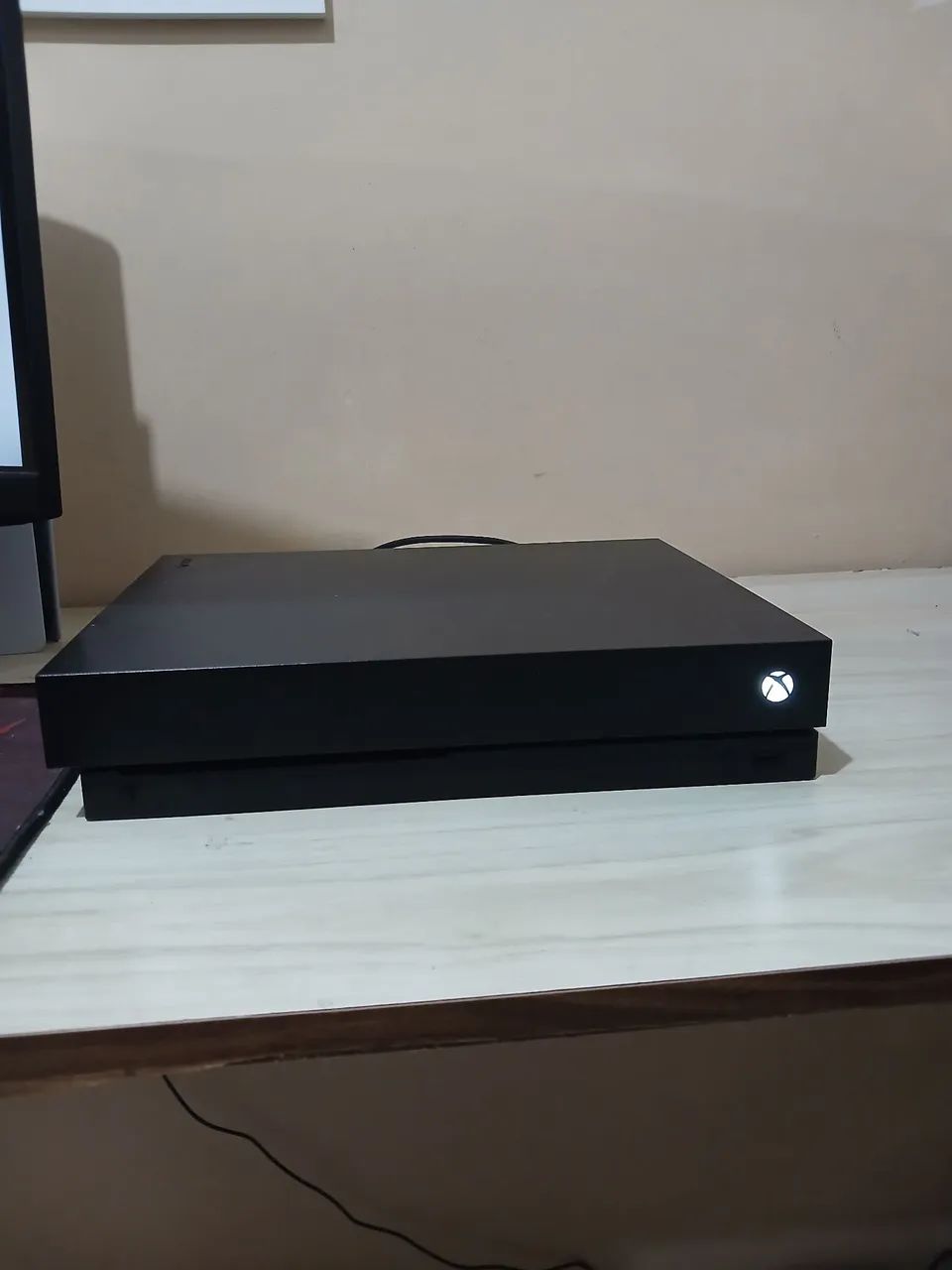 Xbox One X 1TB - Foto 3