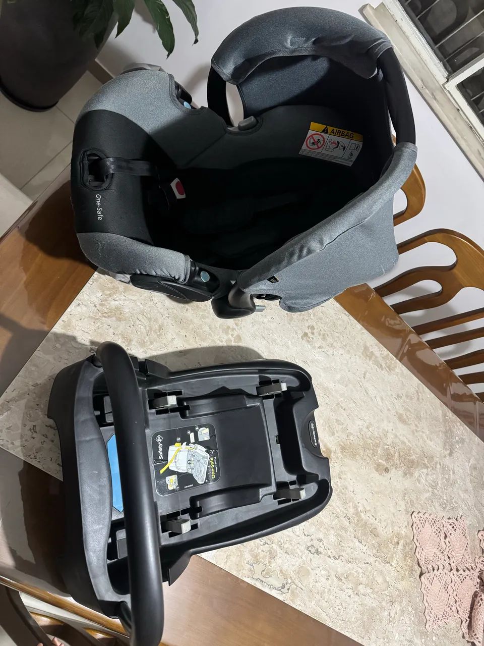 Carrinho de Bebê com Moisés e Cadeirinha - Foto 4